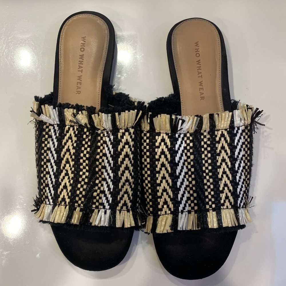 Who What Wear • Black and beige Fringed Shoes size 7